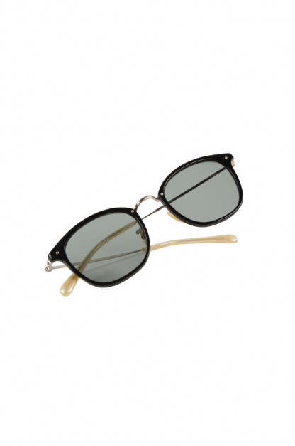 Globe Specs Titanium &amp; Acetate Sunglasses - Ethan / Black