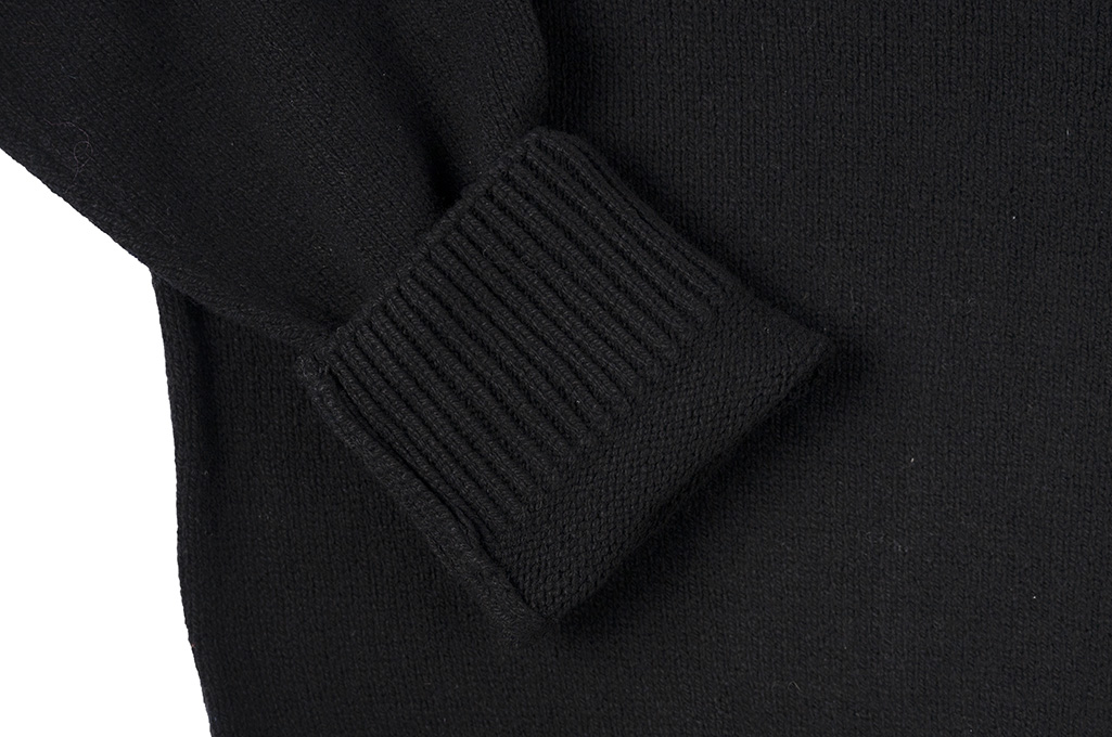 Merz b. Schwanen Cashmere Crewneck Sweater - Deep Black - Image 4