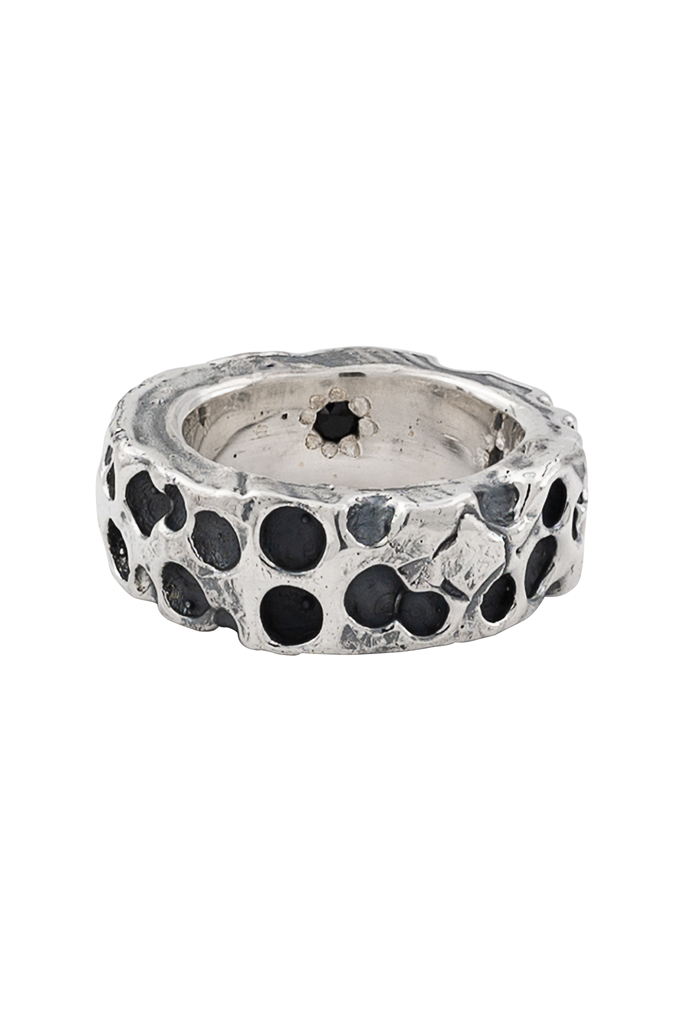 Eskhaton Dimpled .925 Sterling Silver & Black Sapphire Ring - inside out